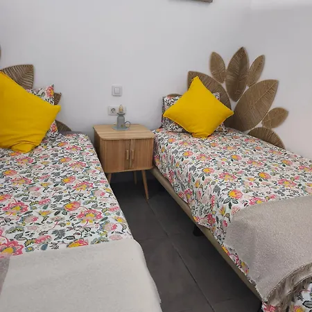 4p Playa Chica 2min Wifi Apartamento *